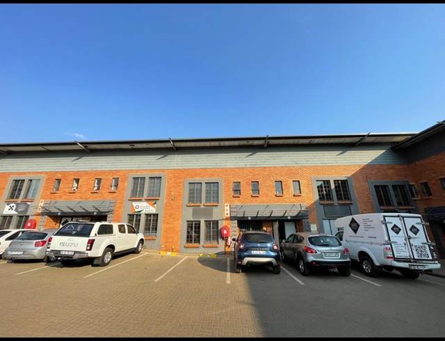 INDUSTRIAL PROPERTY TO RENT IN HENNOPSPARK